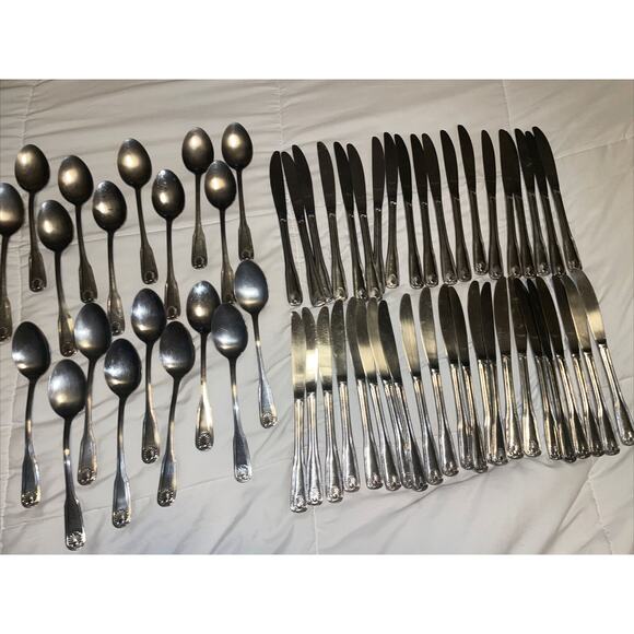 61 Pc Japan Stainless Flatware Fiddle & Shell Silverware - Picture 3 of 5